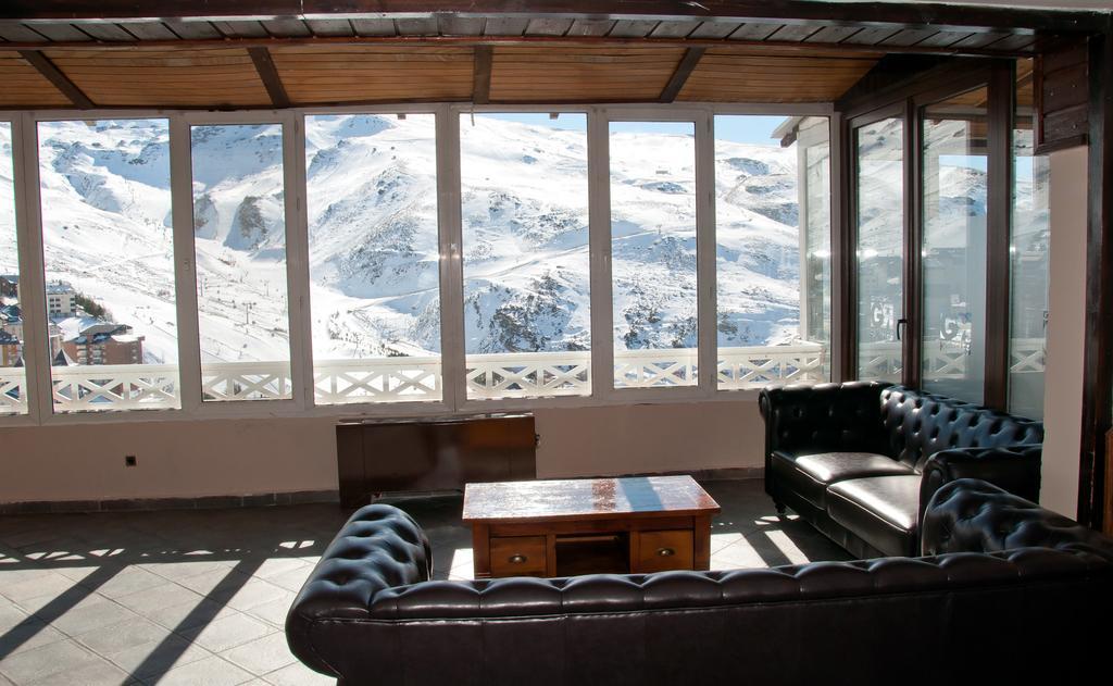Hotel Reino Nevado Sierra Nevada Exterior photo